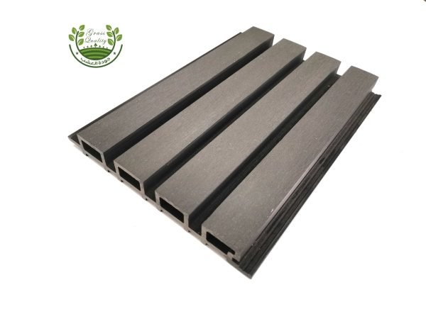 تكسيات خارجية اسود