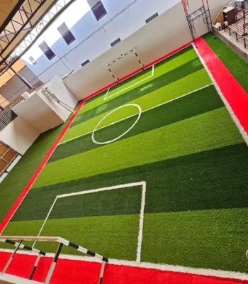 عشب صناعي للملاعب